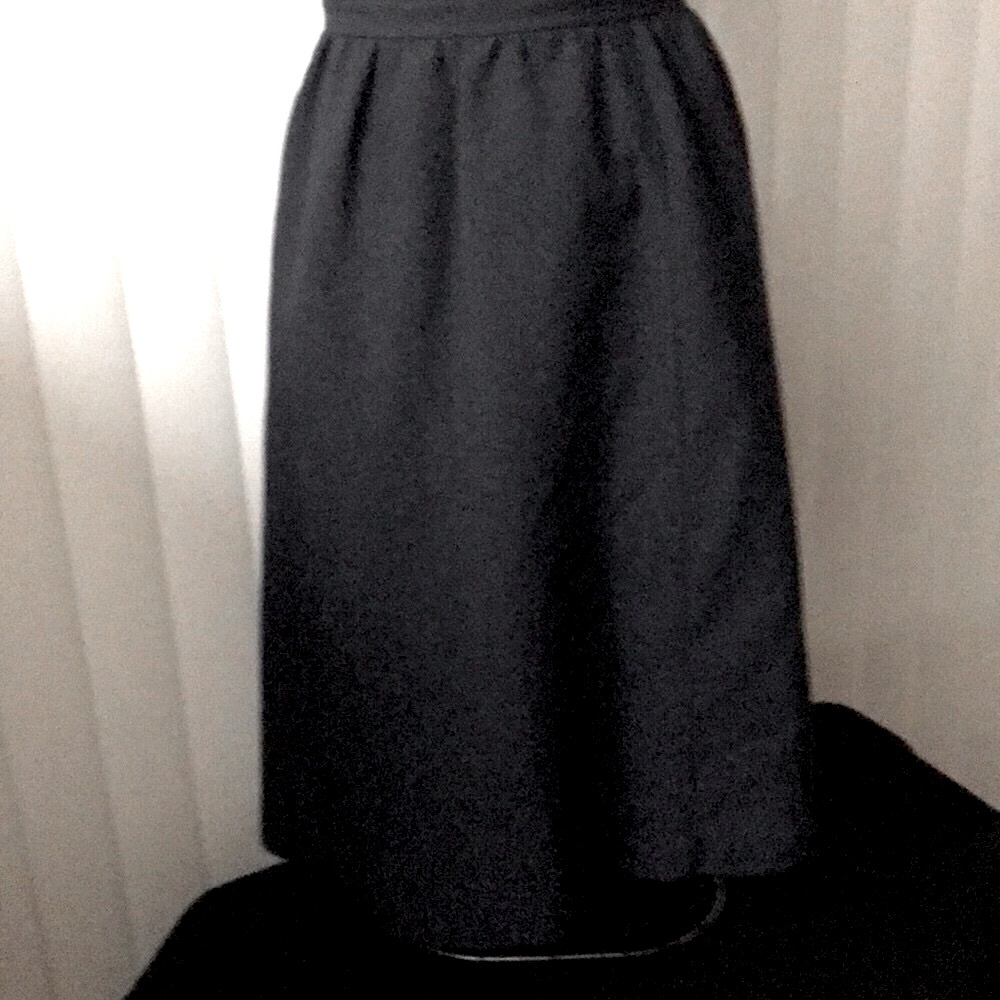 Women’s VINTAGE THE INDIVIDUALIST AT NORDSTROMS Classic Navy Midi Skirt Sz 10